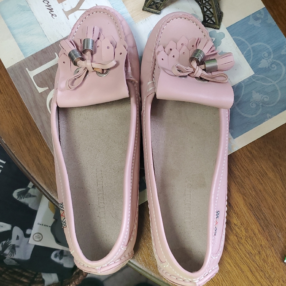 Burberry Pink Suede Loafers with Bow Detail